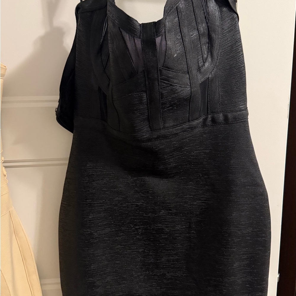 Chic Black Sleeveless Mini Dress